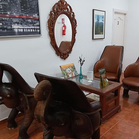 Hotel Manantiales Torremolinos Exteriör bild