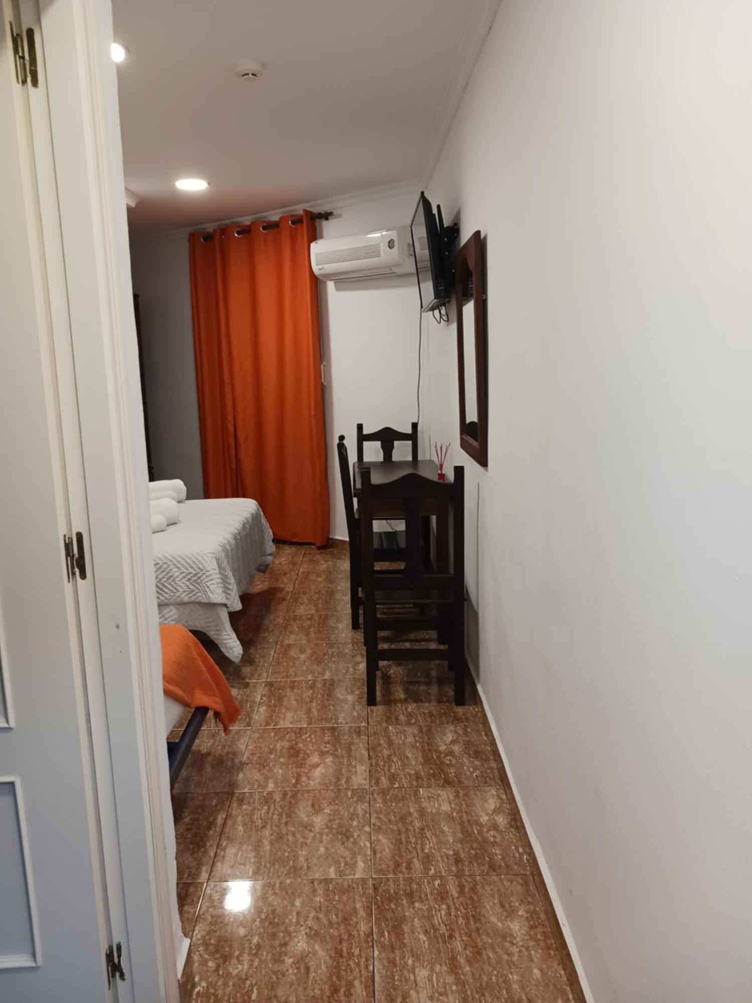 Hotel Manantiales Torremolinos Exteriör bild